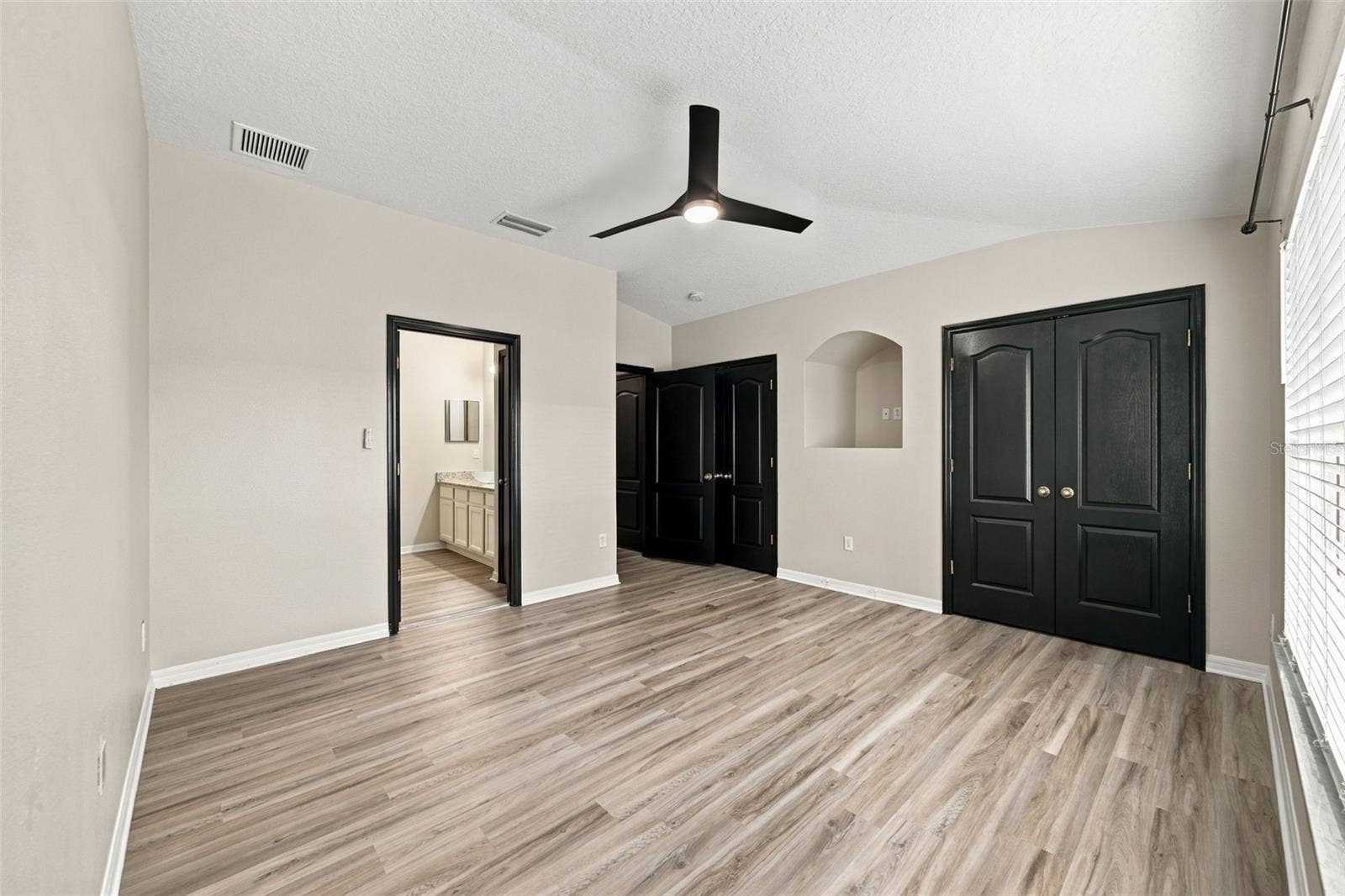30316 ELDERWOOD DRIVE, Wesley Chapel, FL 33543 30316 ELDERWOOD DRIVE, Wesley Chapel, FL 33543