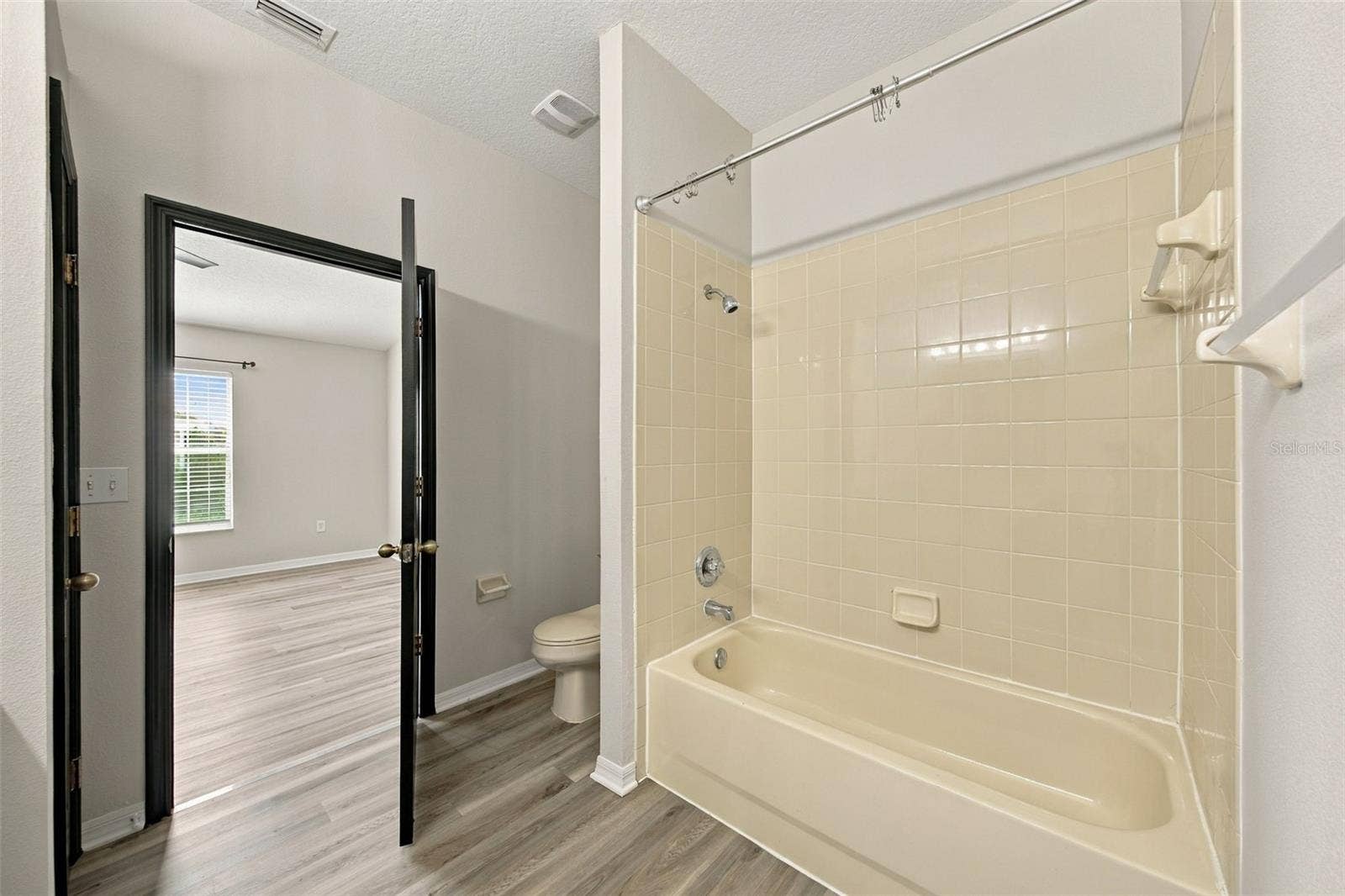 30316 ELDERWOOD DRIVE, Wesley Chapel, FL 33543 30316 ELDERWOOD DRIVE, Wesley Chapel, FL 33543