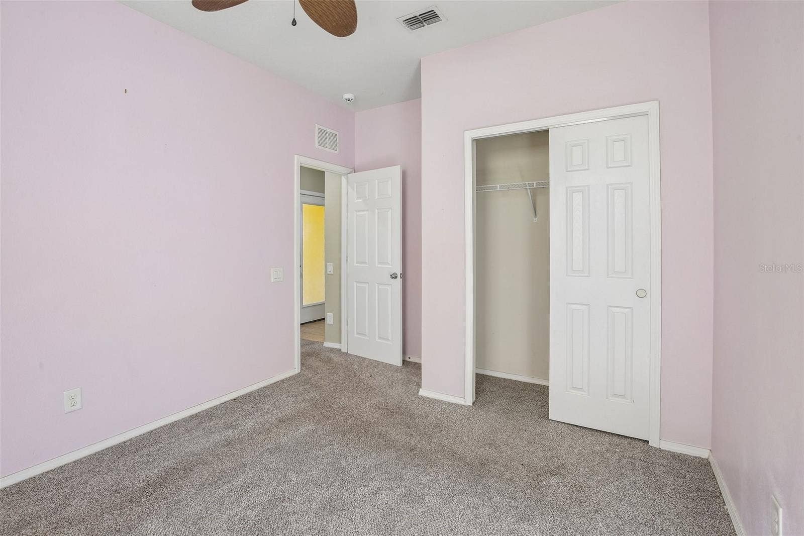 1847 TRILLIUM BOULEVARD, Brooksville, FL 34604 1847 TRILLIUM BOULEVARD, Brooksville, FL 34604