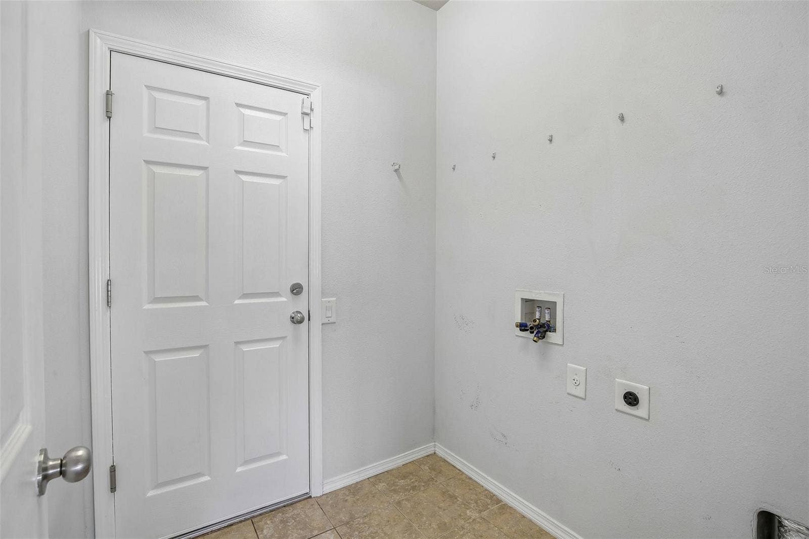 1847 TRILLIUM BOULEVARD, Brooksville, FL 34604 1847 TRILLIUM BOULEVARD, Brooksville, FL 34604