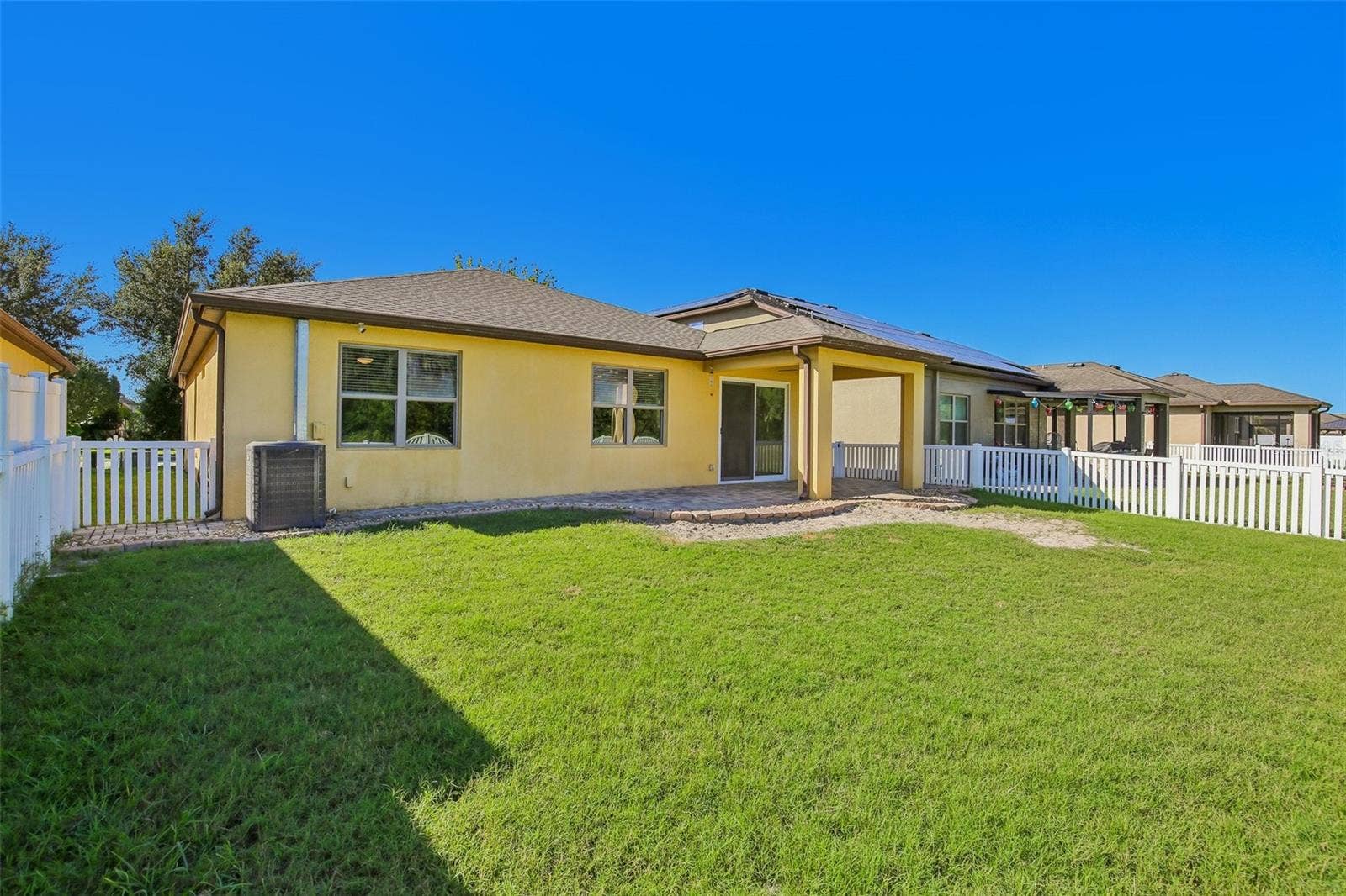 1847 TRILLIUM BOULEVARD, Brooksville, FL 34604 1847 TRILLIUM BOULEVARD, Brooksville, FL 34604