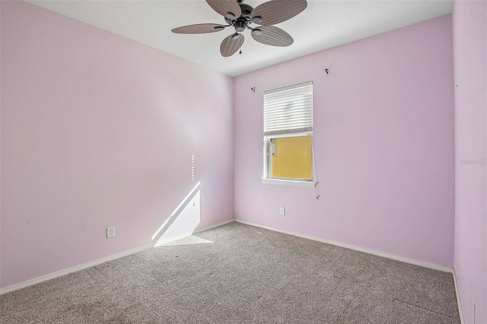 1847 TRILLIUM BOULEVARD, Brooksville, FL 34604 1847 TRILLIUM BOULEVARD, Brooksville, FL 34604