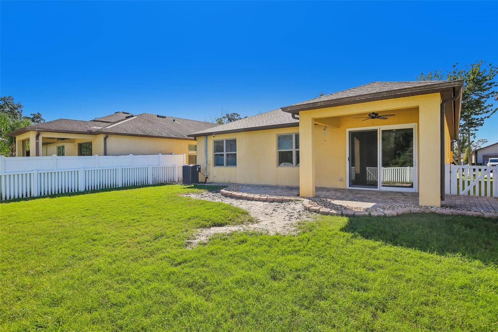 1847 TRILLIUM BOULEVARD, Brooksville, FL 34604 1847 TRILLIUM BOULEVARD, Brooksville, FL 34604
