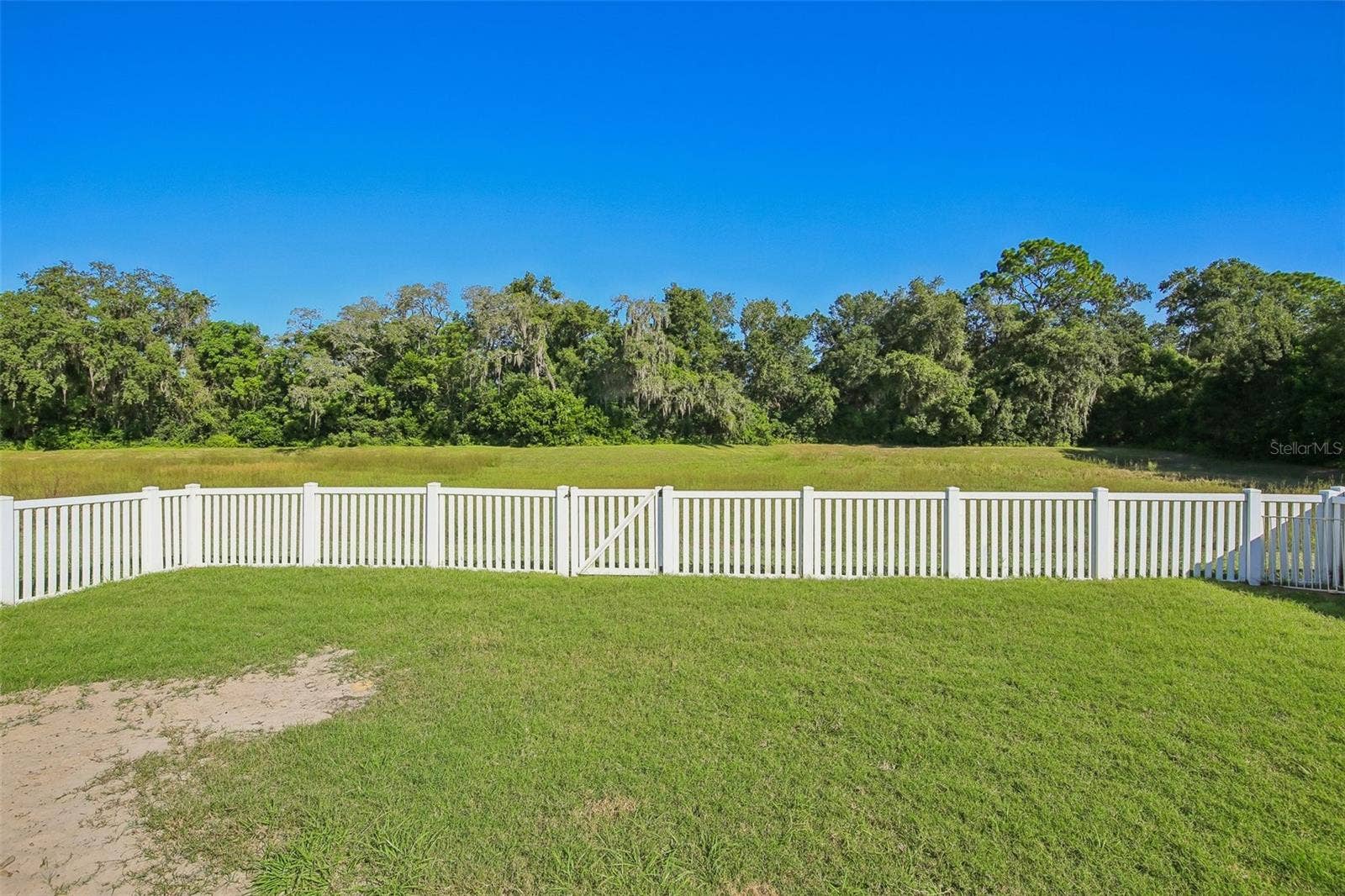 1847 TRILLIUM BOULEVARD, Brooksville, FL 34604 1847 TRILLIUM BOULEVARD, Brooksville, FL 34604