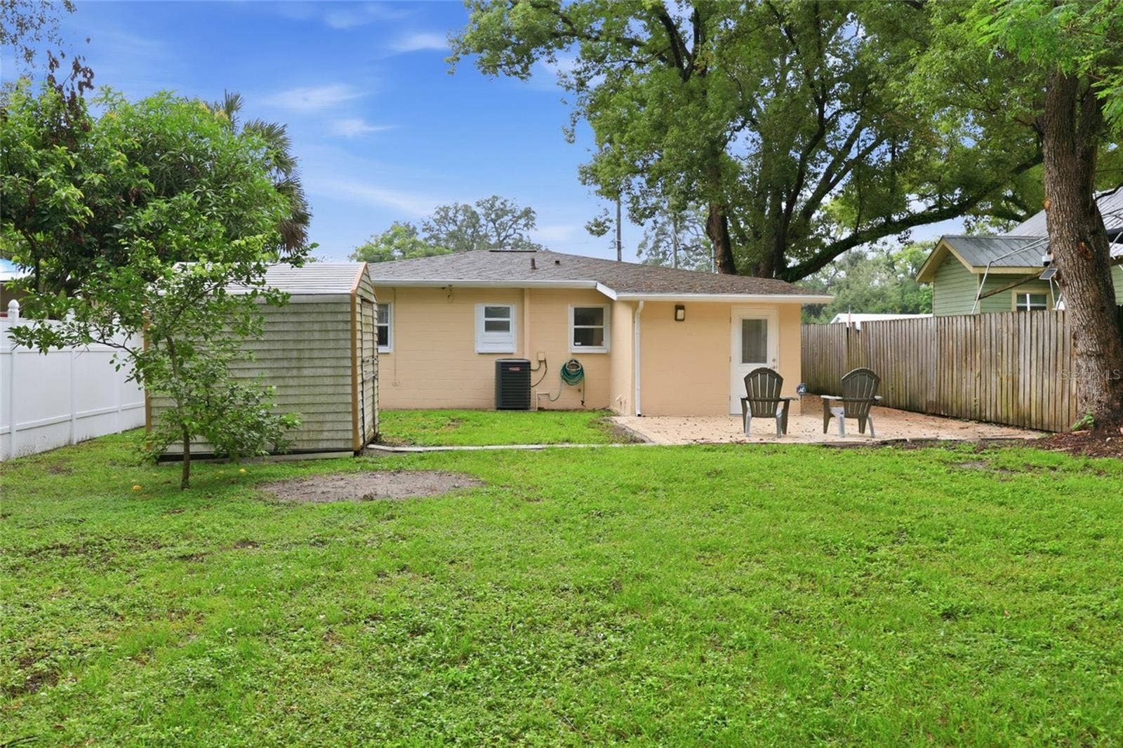 8407 N NEWPORT AVENUE, Tampa, FL 33604