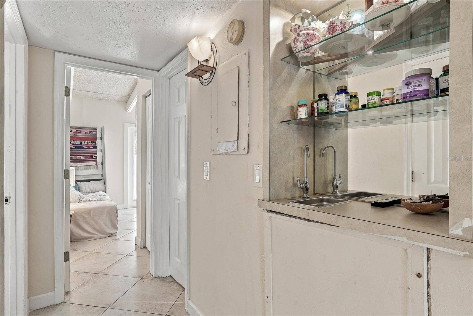 500 N JEFFERSON AVENUE, #A1, Sarasota, FL 34237