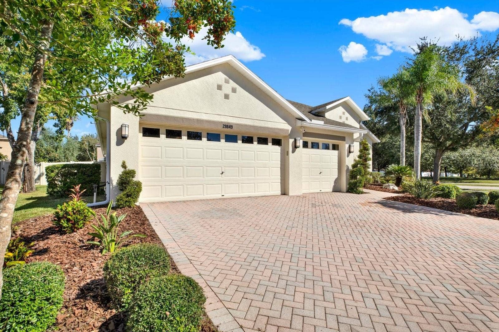 29849 BOYETTE OAKS PLACE, Wesley Chapel, FL 33545