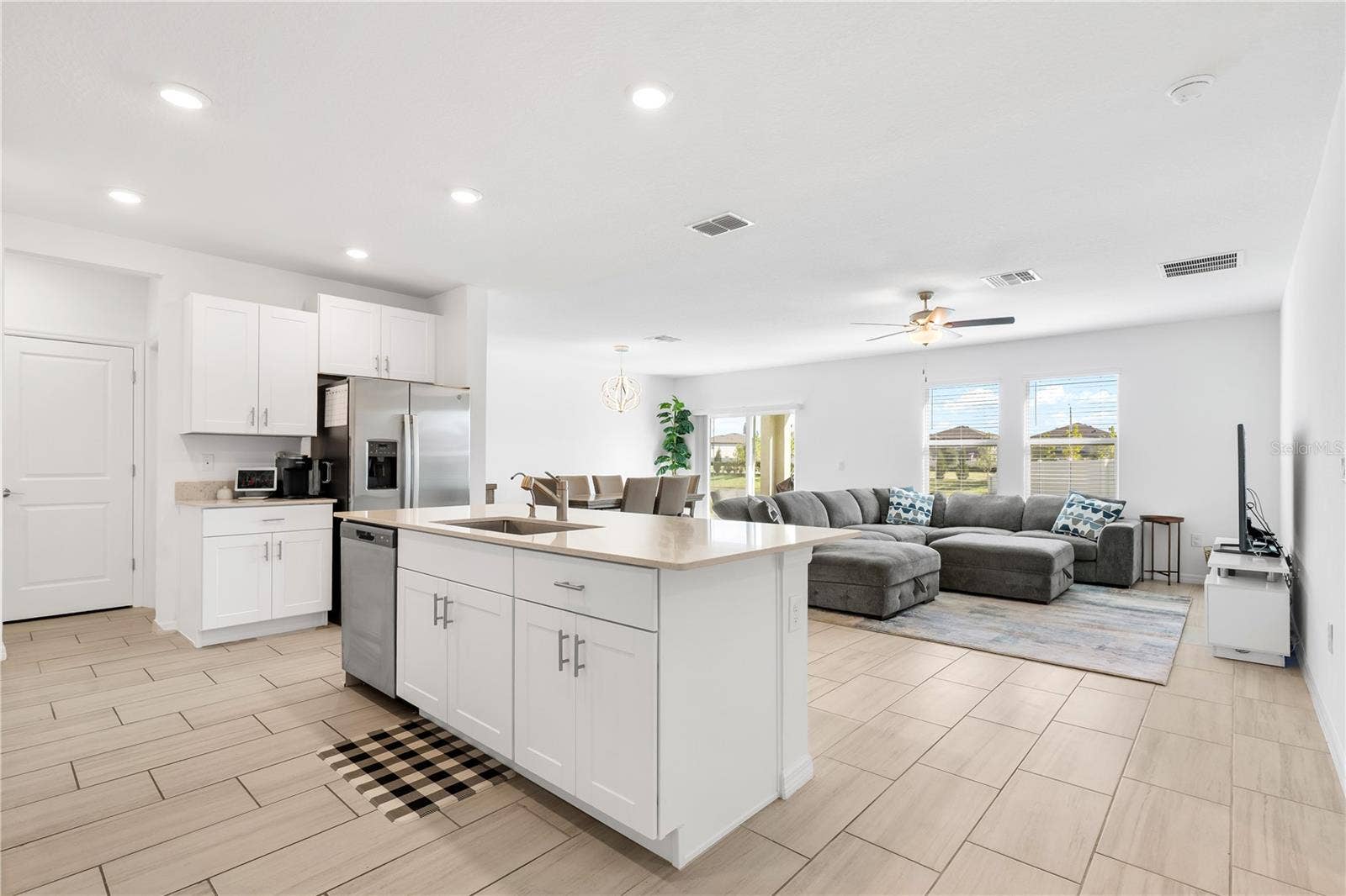 5009 FIDDLE FIG AVENUE, Wimauma, FL 33598 5009 FIDDLE FIG AVENUE, Wimauma, FL 33598