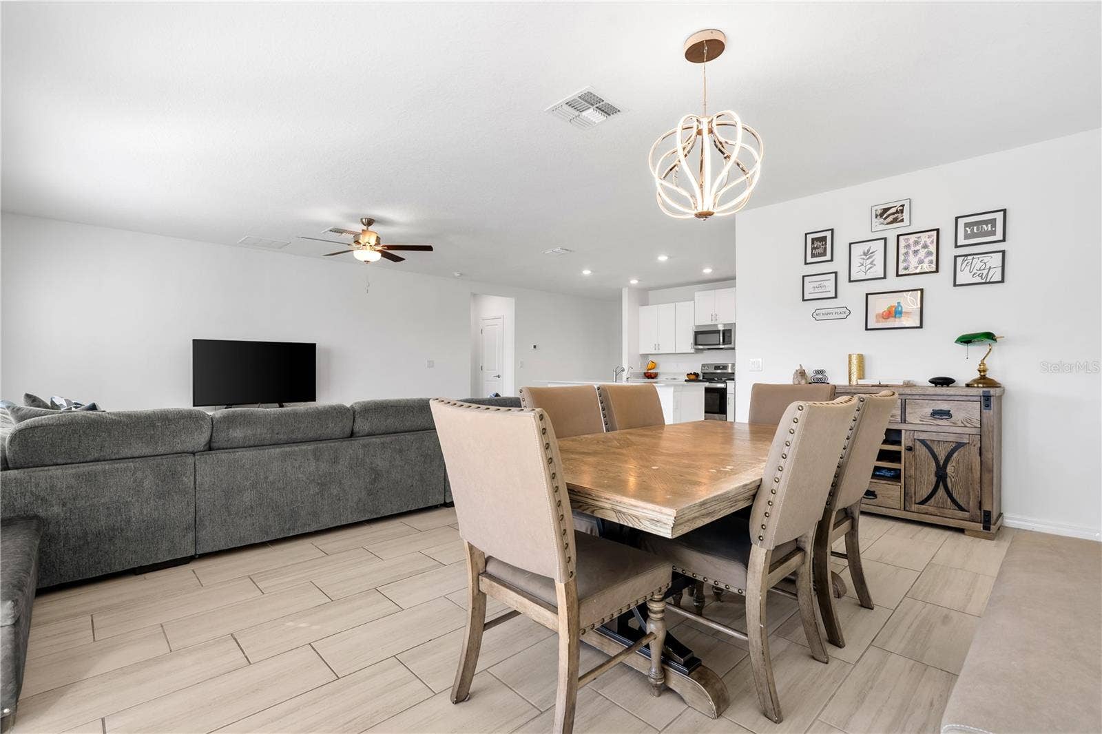 5009 FIDDLE FIG AVENUE, Wimauma, FL 33598 5009 FIDDLE FIG AVENUE, Wimauma, FL 33598