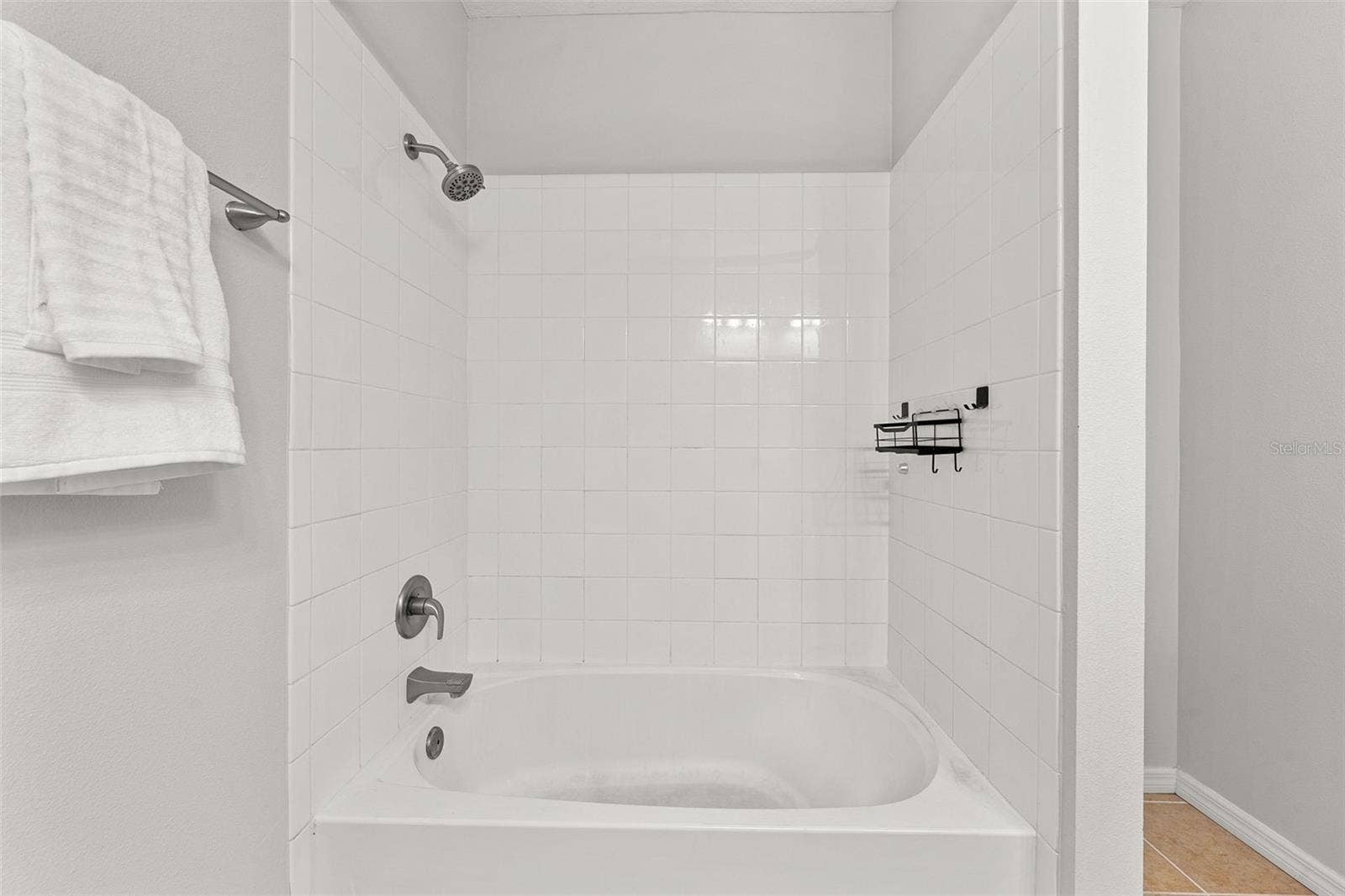 1282 CALUSA CIRCLE, Clearwater, FL 33755 1282 CALUSA CIRCLE, Clearwater, FL 33755