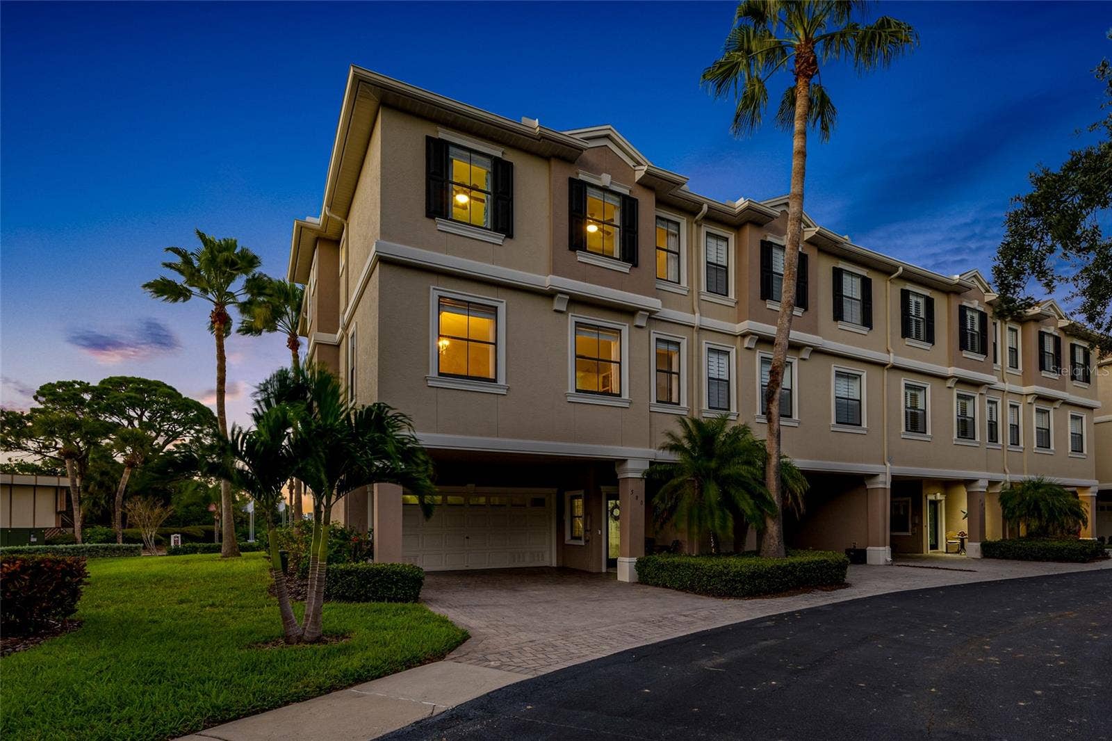 580 BELLA LOOP, Dunedin, FL 34698