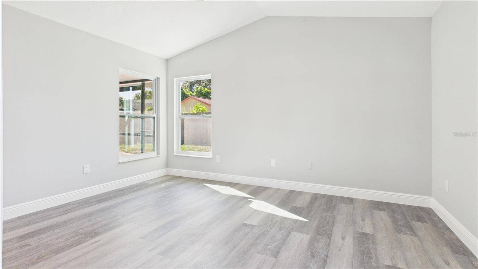 11108 WINDPOINT DRIVE, Tampa, FL 33635 11108 WINDPOINT DRIVE, Tampa, FL 33635