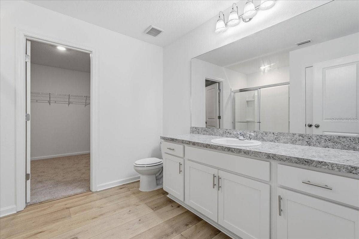Zephyrhills, FL 33541