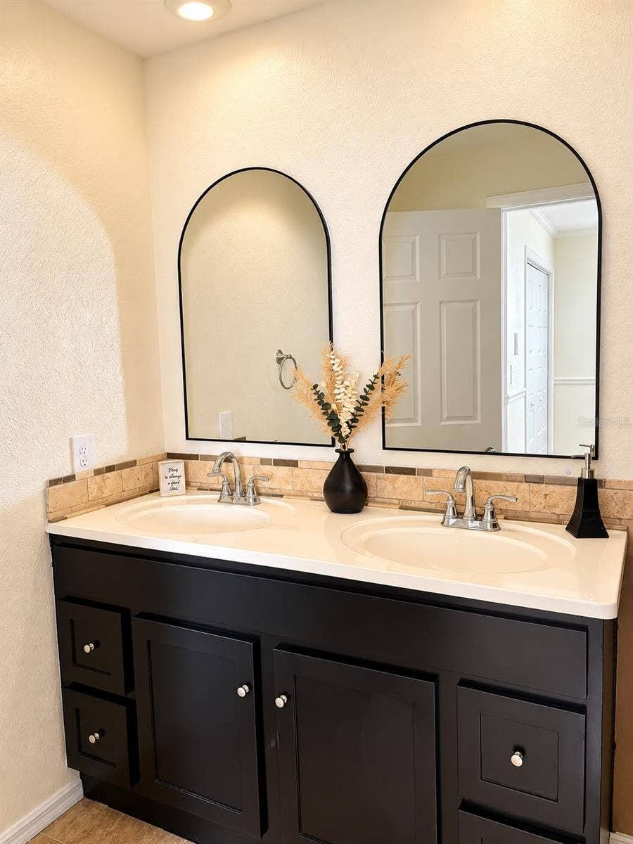 7295 EDINBURGH WAY, Weeki Wachee, FL 34613 7295 EDINBURGH WAY, Weeki Wachee, FL 34613