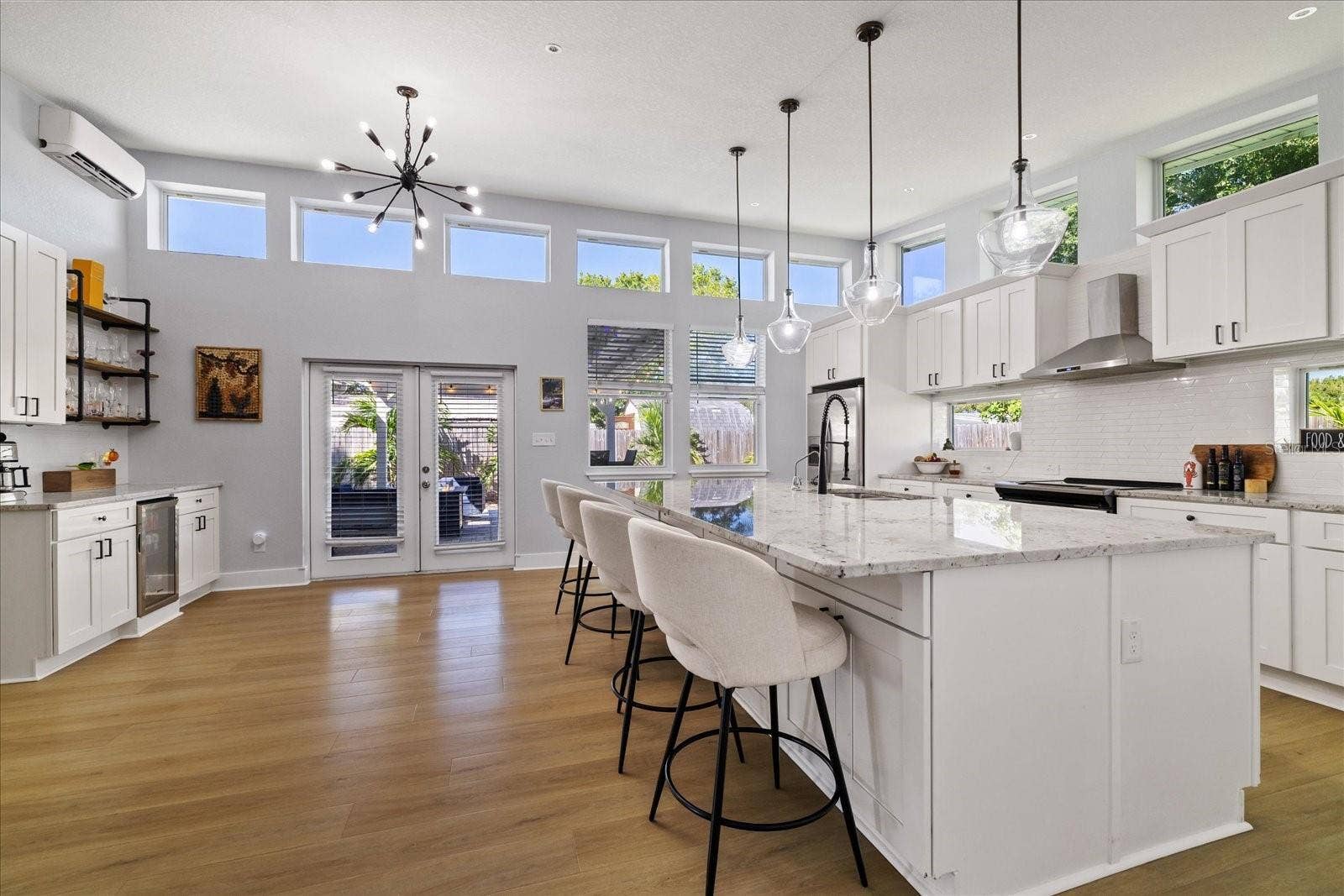 2905 W PAXTON AVENUE, Tampa, FL 33611 2905 W PAXTON AVENUE, Tampa, FL 33611