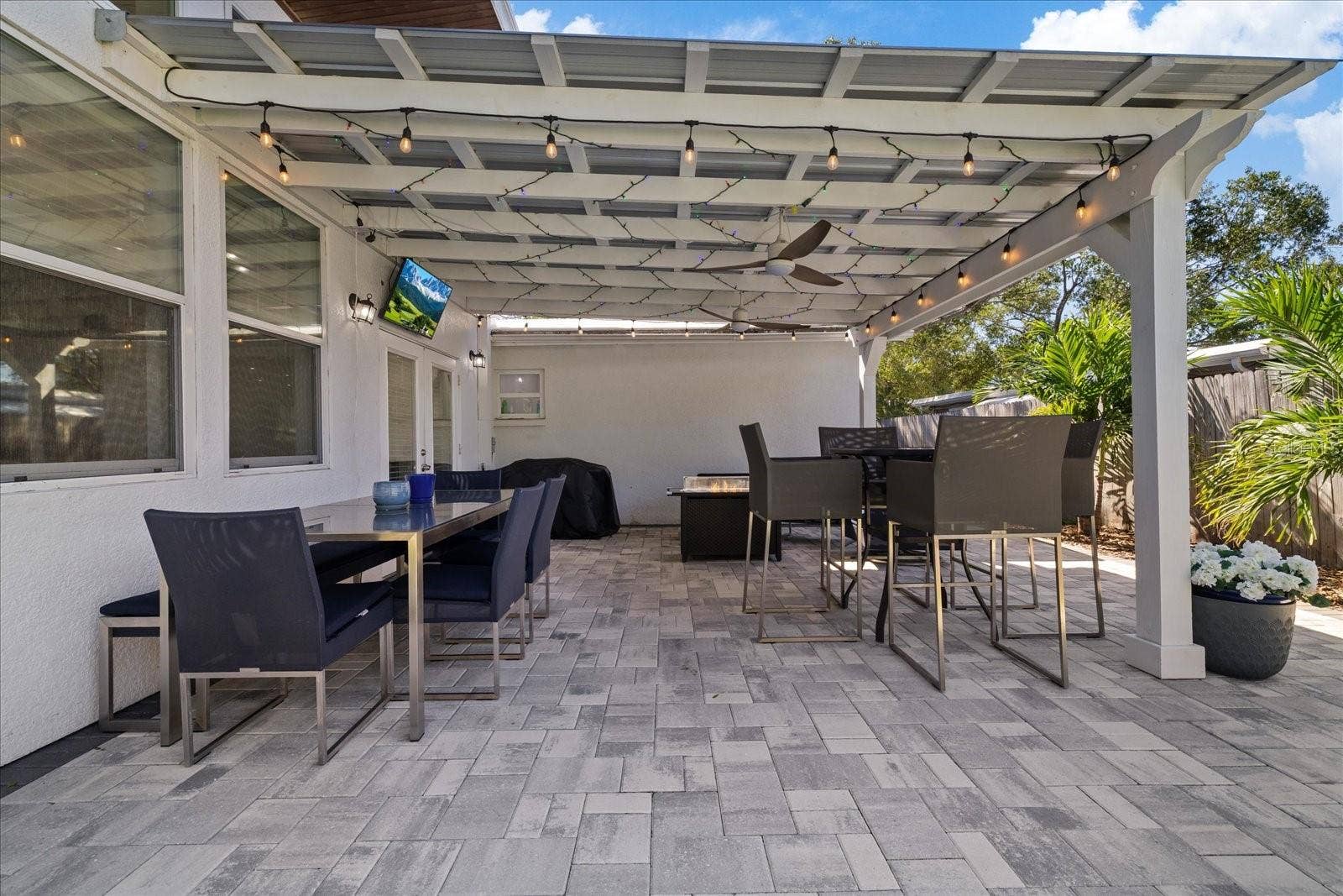 2905 W PAXTON AVENUE, Tampa, FL 33611 2905 W PAXTON AVENUE, Tampa, FL 33611