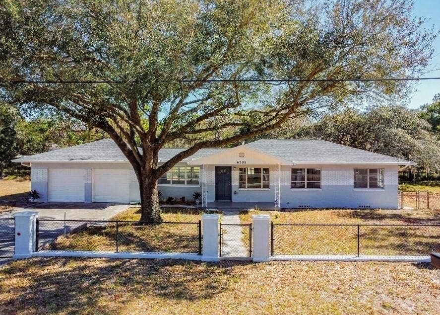 Property photo for 6209 N 48TH STREET, Tampa, FL