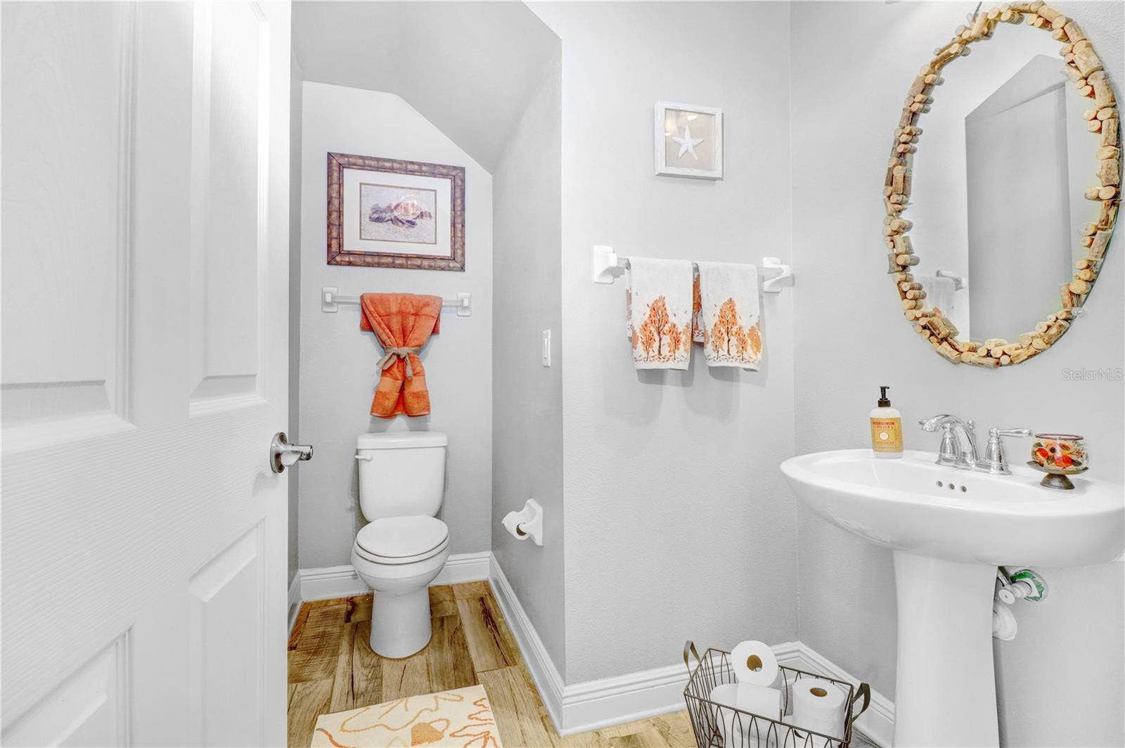 19472 LONG LAKE RANCH BOULEVARD, Lutz, FL 33558 19472 LONG LAKE RANCH BOULEVARD, Lutz, FL 33558