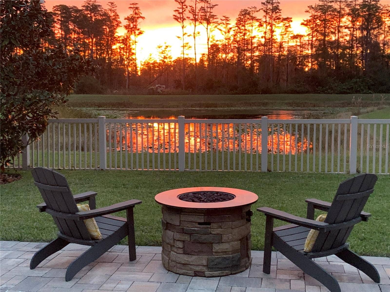 19472 LONG LAKE RANCH BOULEVARD, Lutz, FL 33558 19472 LONG LAKE RANCH BOULEVARD, Lutz, FL 33558