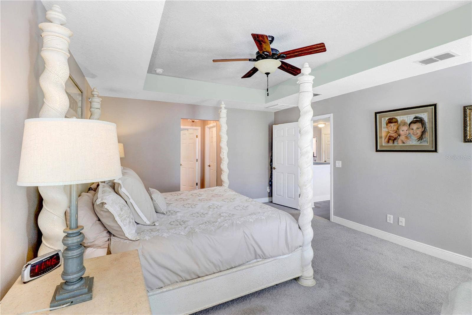 19472 LONG LAKE RANCH BOULEVARD, Lutz, FL 33558 19472 LONG LAKE RANCH BOULEVARD, Lutz, FL 33558