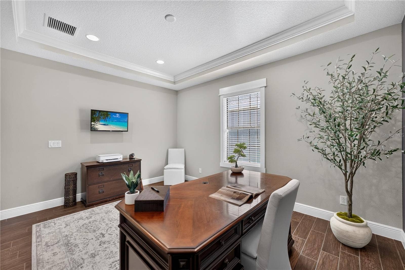 Tray ceiling