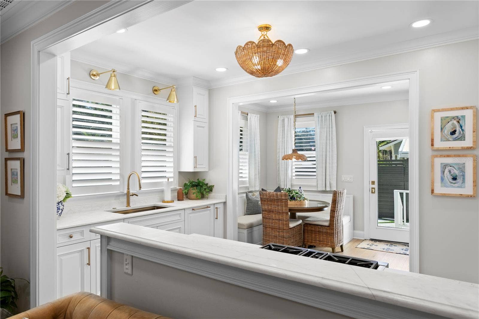 913 S BRUCE STREET, Tampa, FL 33606 Custom Kitchen