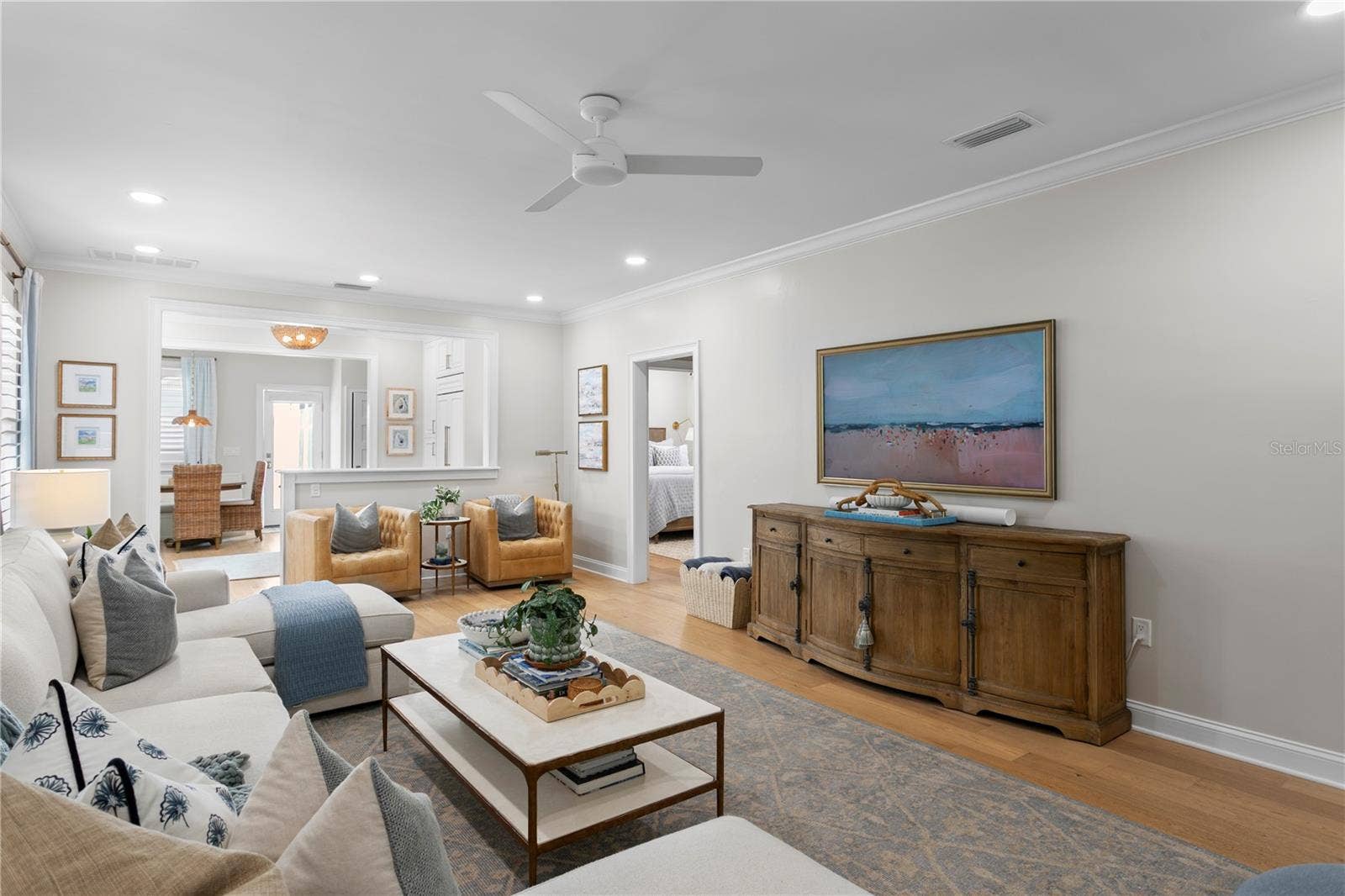 913 S BRUCE STREET, Tampa, FL 33606 Everything is perfect, even the placement of the ceiling lights