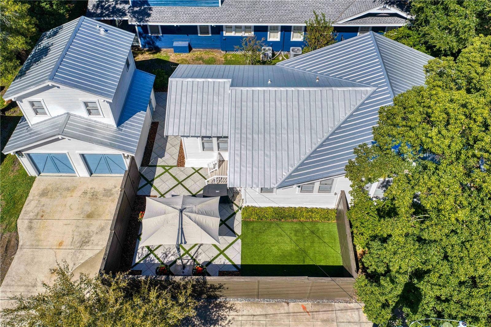 913 S BRUCE STREET, Tampa, FL 33606 Corner Lot, Driveway, Garage, Hyde Park Dream