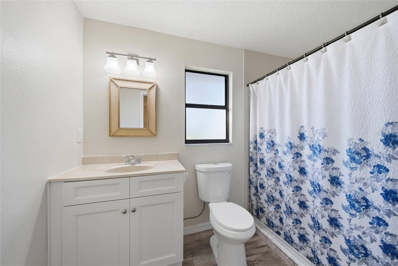 12234 PHYLLIS LANE, Hudson, FL 34669 Bathroom 2