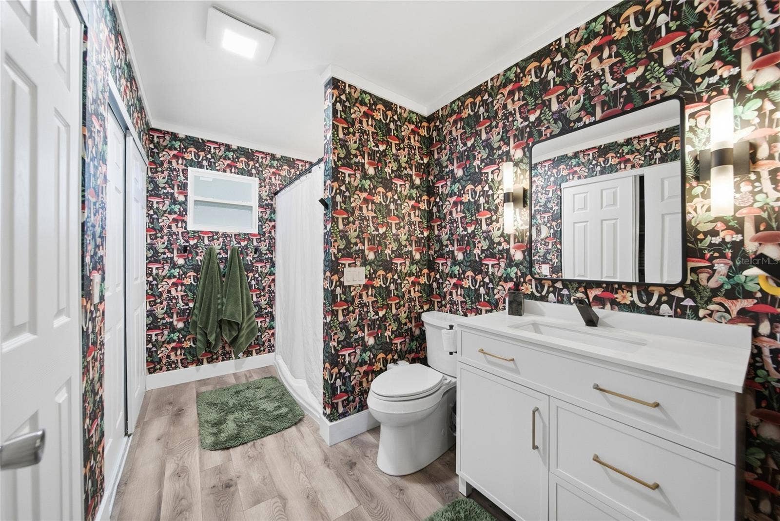 12234 PHYLLIS LANE, Hudson, FL 34669 Primary bathroom