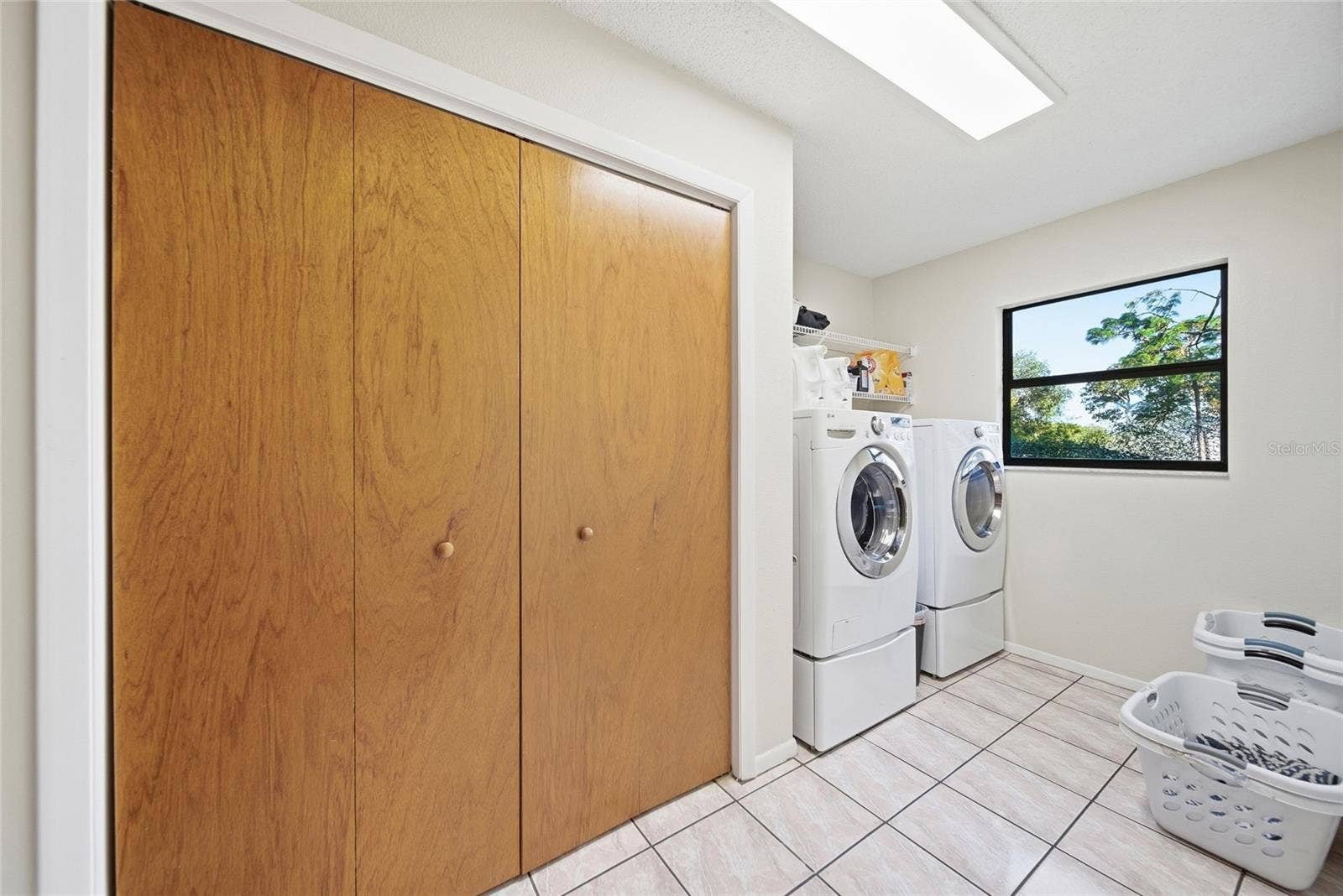 12234 PHYLLIS LANE, Hudson, FL 34669 Laundry