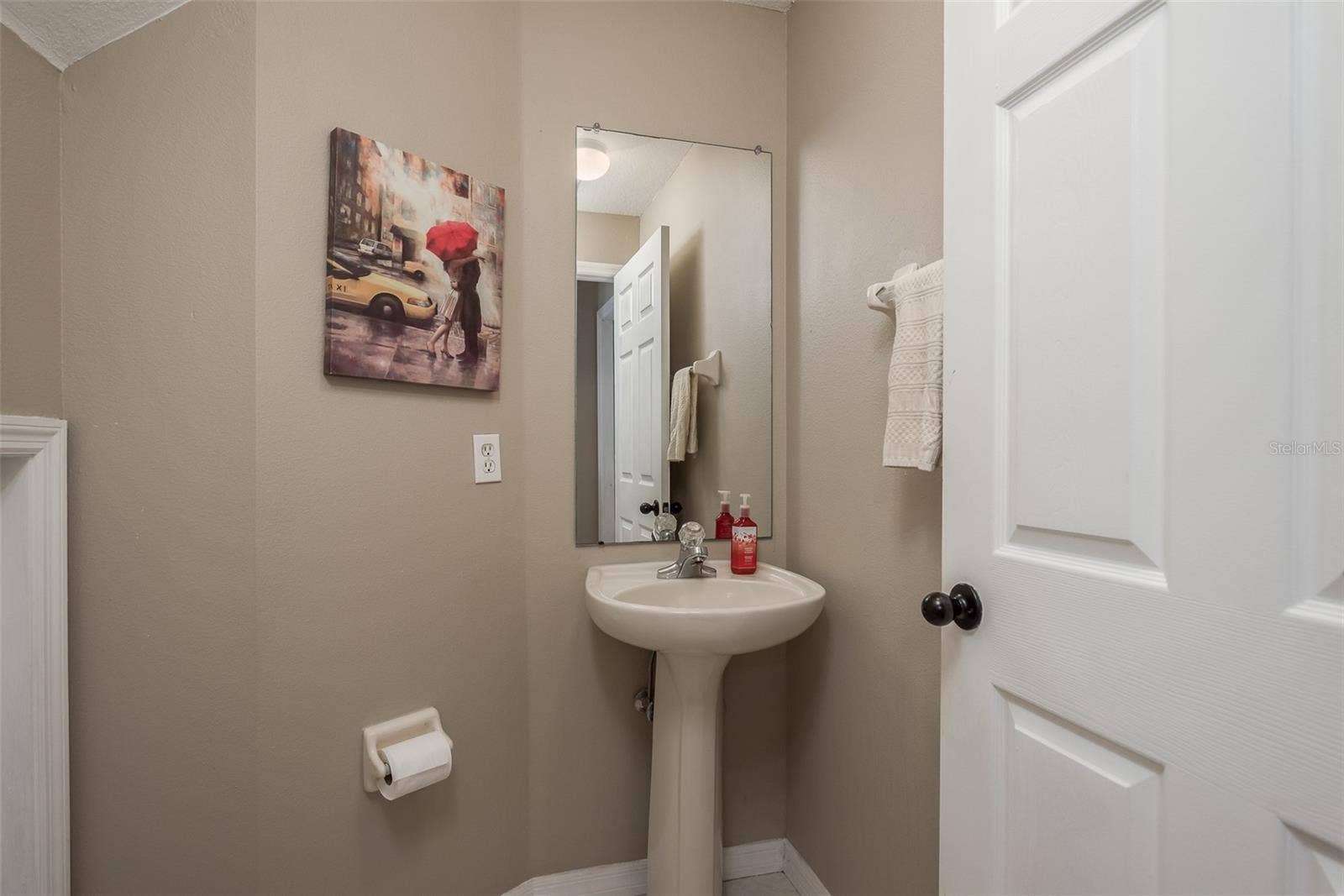 1633 SHADY OAKS DRIVE, Oldsmar, FL 34677 1633 SHADY OAKS DRIVE, Oldsmar, FL 34677