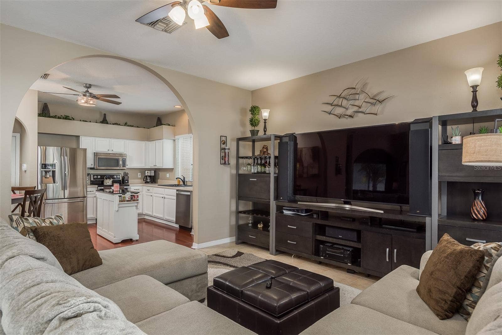 1633 SHADY OAKS DRIVE, Oldsmar, FL 34677 1633 SHADY OAKS DRIVE, Oldsmar, FL 34677