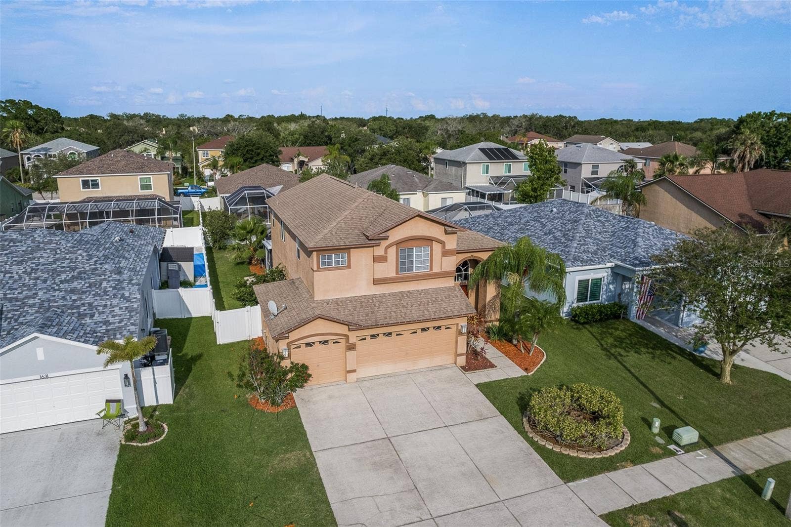 1633 SHADY OAKS DRIVE, Oldsmar, FL 34677 1633 SHADY OAKS DRIVE, Oldsmar, FL 34677