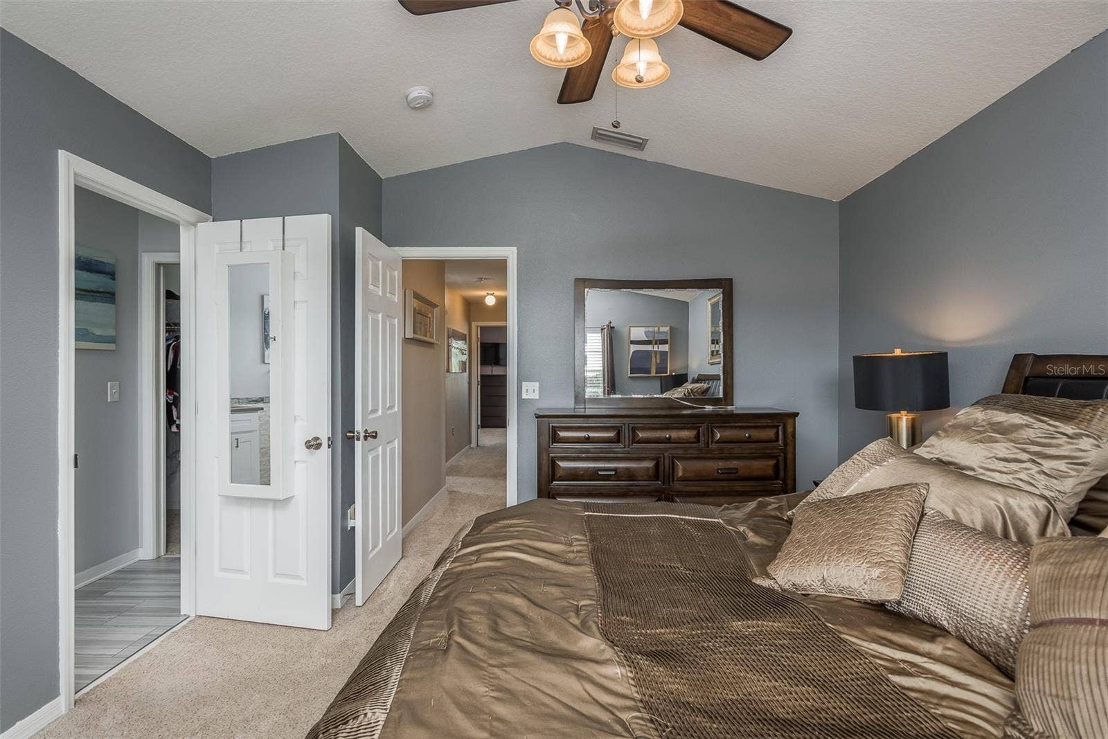 1633 SHADY OAKS DRIVE, Oldsmar, FL 34677 1633 SHADY OAKS DRIVE, Oldsmar, FL 34677