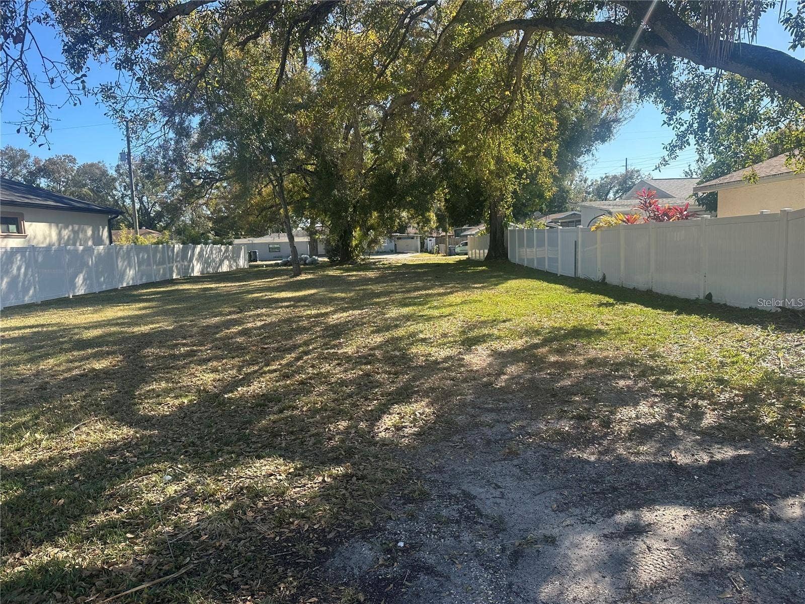 2710 W LAKE AVENUE, Tampa, FL 33607 2710 W LAKE AVENUE, Tampa, FL 33607