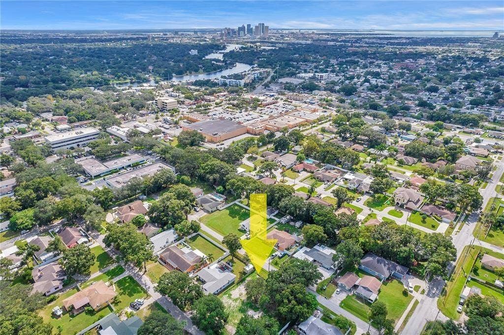 2710 W LAKE AVENUE, Tampa, FL 33607 2710 W LAKE AVENUE, Tampa, FL 33607