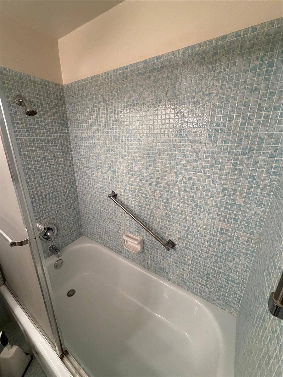 1847 SHORE DRIVE S, #216, South Pasadena, FL 33707