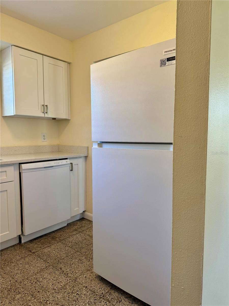 4423 W VARN AVENUE, Tampa, FL 33616 4423 W VARN AVENUE, Tampa, FL 33616