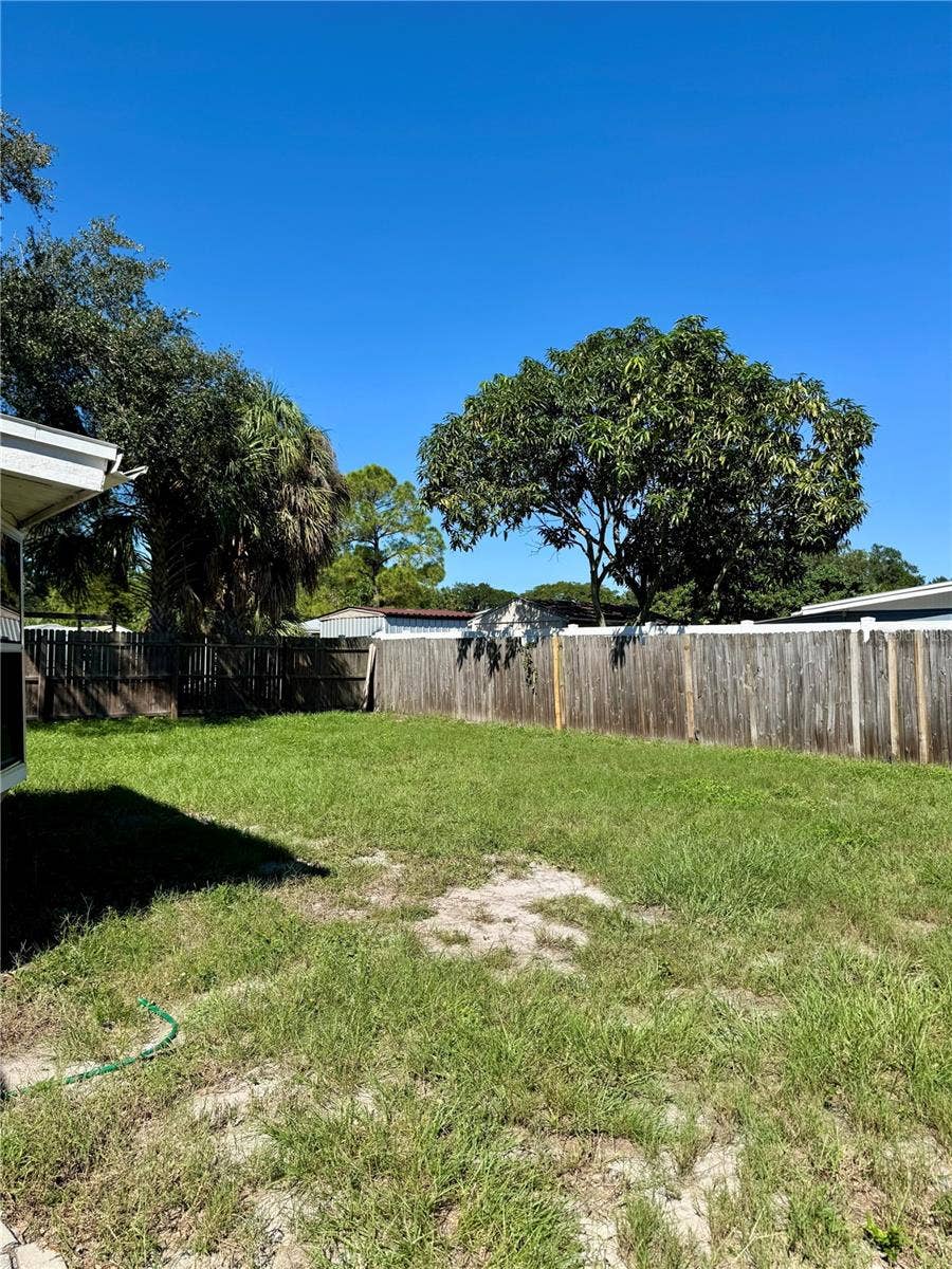 4423 W VARN AVENUE, Tampa, FL 33616 4423 W VARN AVENUE, Tampa, FL 33616