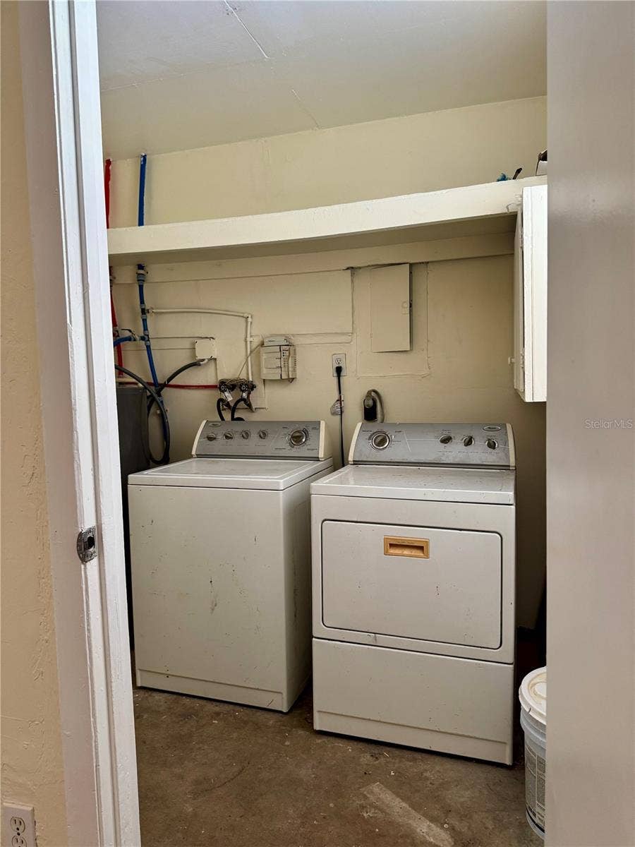 4423 W VARN AVENUE, Tampa, FL 33616 4423 W VARN AVENUE, Tampa, FL 33616