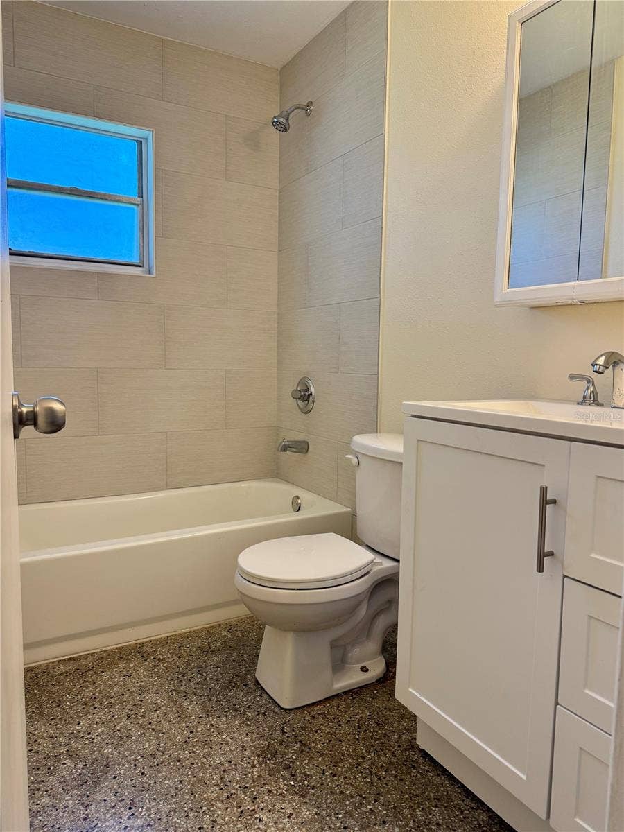 4423 W VARN AVENUE, Tampa, FL 33616 4423 W VARN AVENUE, Tampa, FL 33616