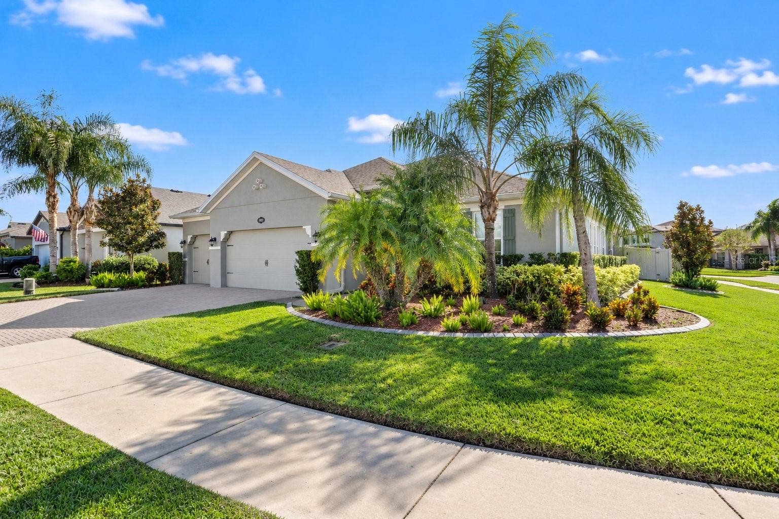 18922 ROSEATE DRIVE, Lutz, FL 33558 18922 ROSEATE DRIVE, Lutz, FL 33558