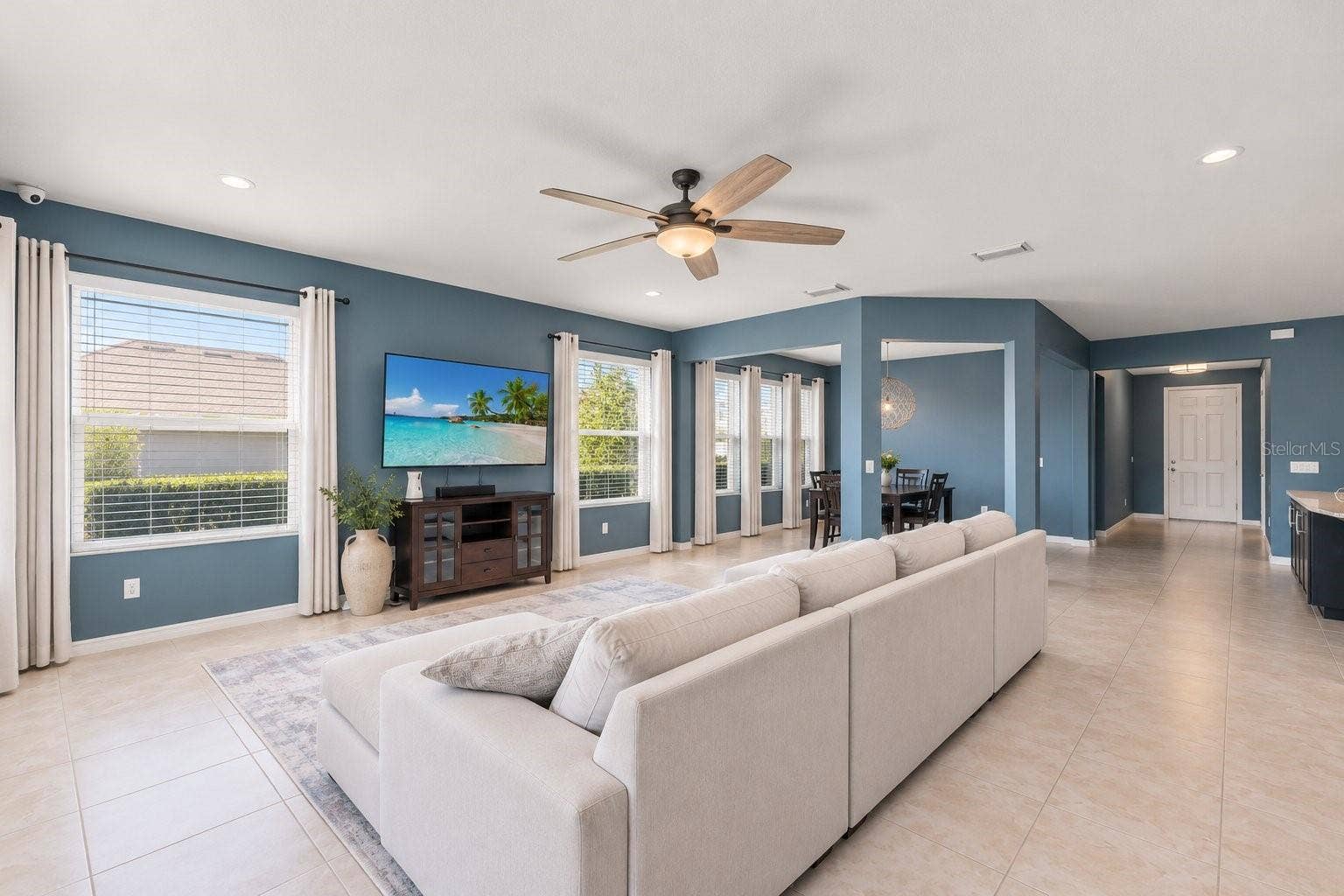 18922 ROSEATE DRIVE, Lutz, FL 33558 18922 ROSEATE DRIVE, Lutz, FL 33558