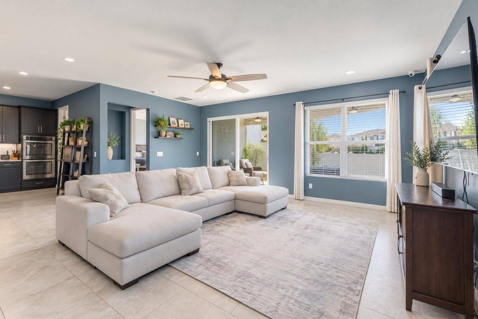 18922 ROSEATE DRIVE, Lutz, FL 33558 18922 ROSEATE DRIVE, Lutz, FL 33558