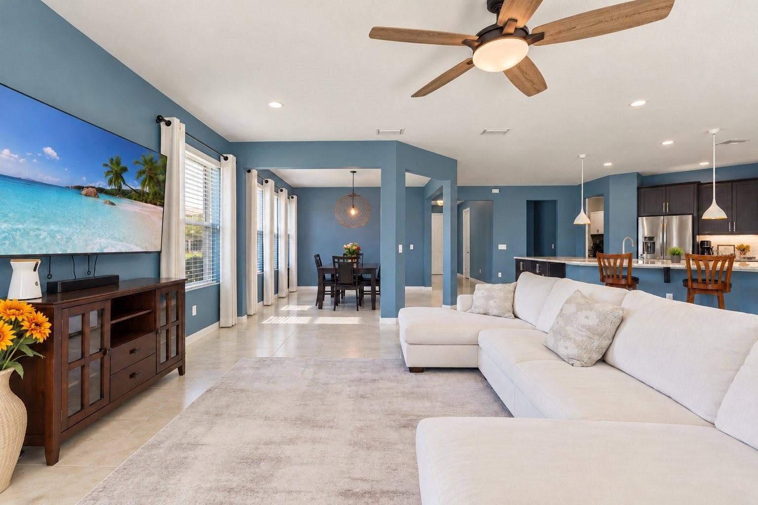18922 ROSEATE DRIVE, Lutz, FL 33558 18922 ROSEATE DRIVE, Lutz, FL 33558