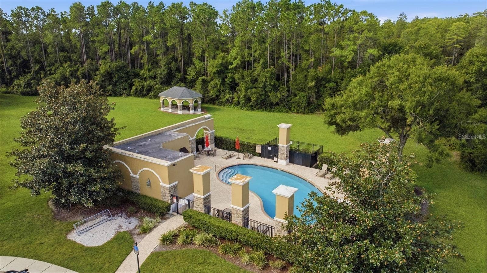 2928 DEVONOAK BOULEVARD, Land O Lakes, FL 34638 Community Pool