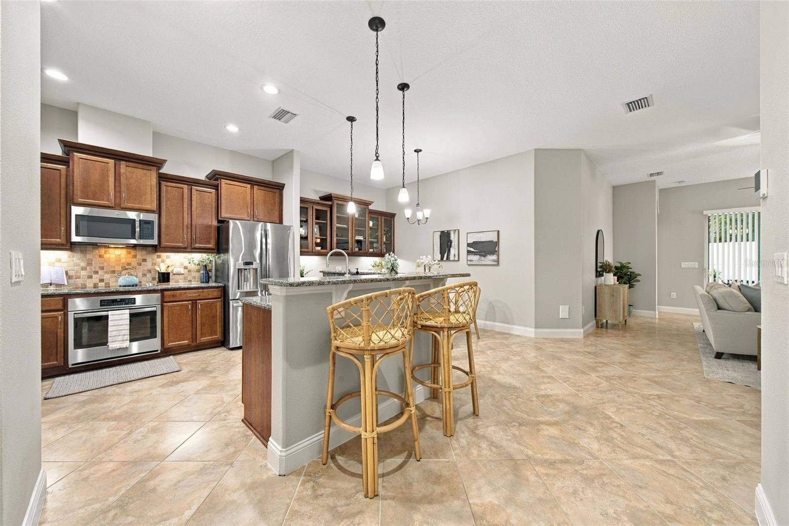 2928 DEVONOAK BOULEVARD, Land O Lakes, FL 34638 2928 DEVONOAK BOULEVARD, Land O Lakes, FL 34638