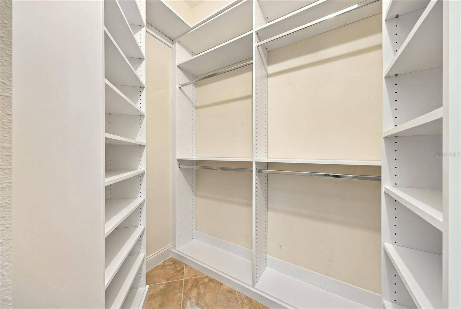 2928 DEVONOAK BOULEVARD, Land O Lakes, FL 34638 Custom Closets in all 3 bedrooms