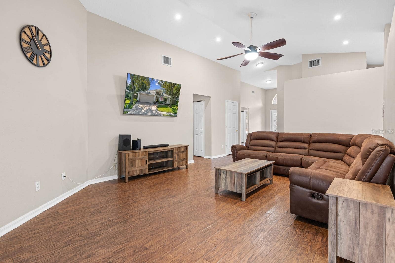 4626 PRESTON WOODS DRIVE, Valrico, FL 33596 4626 PRESTON WOODS DRIVE, Valrico, FL 33596